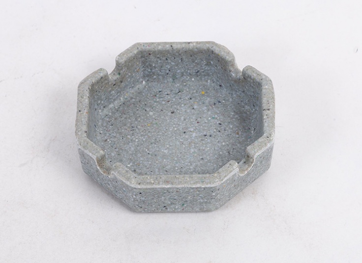 زیر سیگاری طرح سنگ