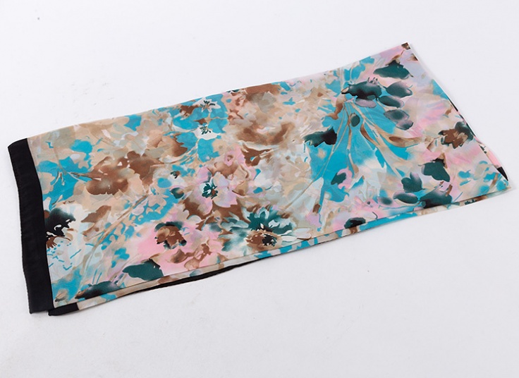 روسری طرح گل MGS