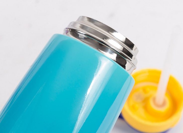 فلاسک نی‌دار کودک