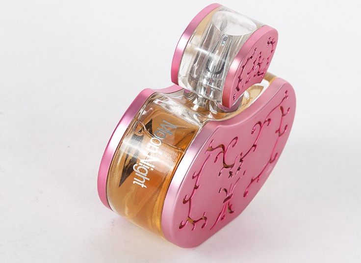 پکیج کادویی محصولات آرایشی CARLOTTA