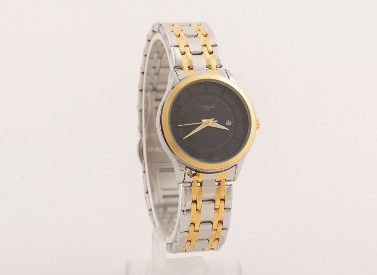 ساعت مچی مردانه و زنانه Citizen