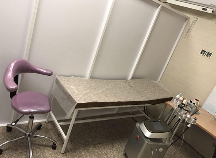 جوانسازی صورت در درمانگاه پاک