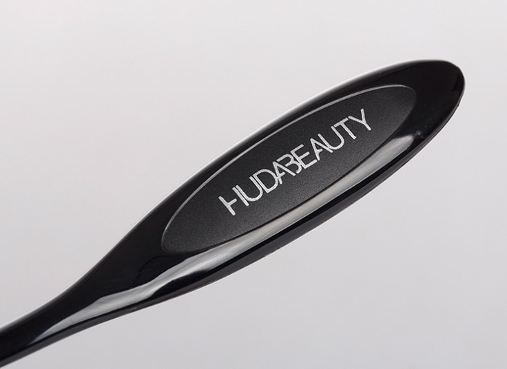 ست براش آرایشی چرمی Huda Beauty