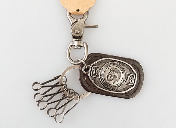 آویز و جا کلیدی طرح Diesel