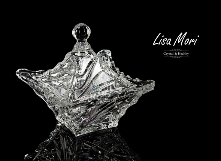 قندان Lisa Mori