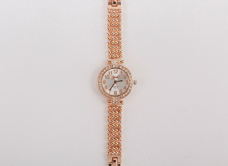 ساعت مچی زنانه YFMN