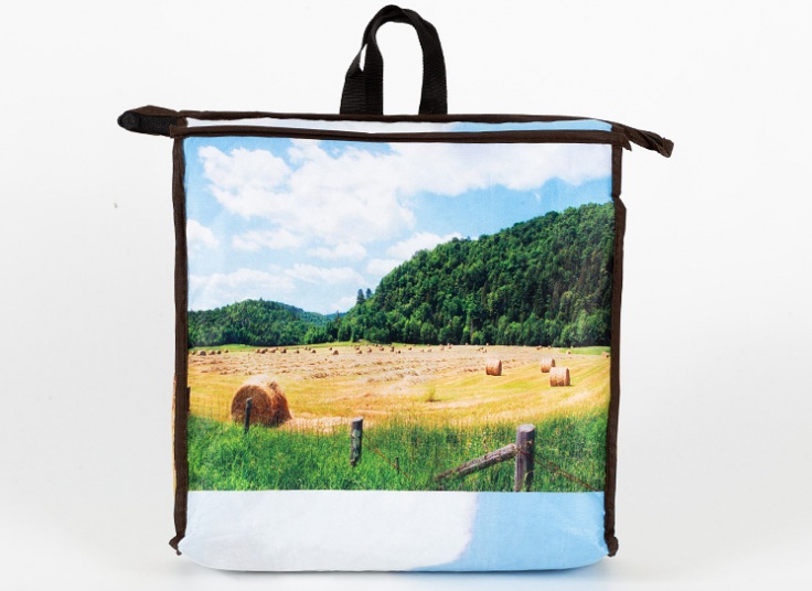 زیر انداز سفری چاپی