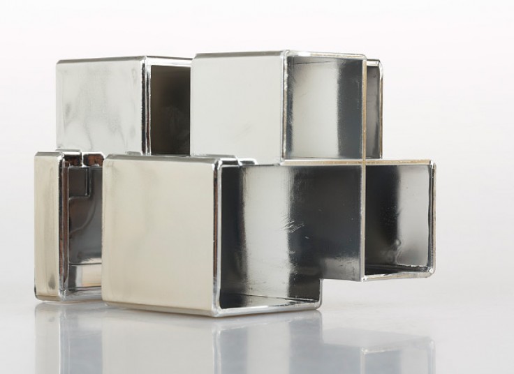 استند آرایشی LUX BOX