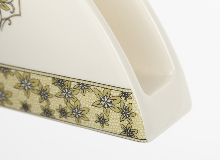 جا دستمالی Manoeuvre