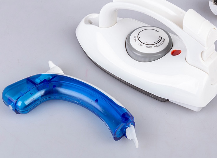 اتو بخار مسافرتی H&F