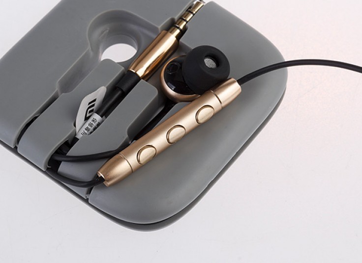 هندزفری شیائومی مدل mi In-ear Headphones pro HD