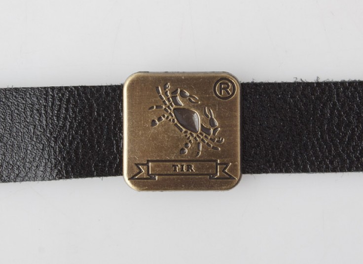 دستبند چرمی ماه تولد