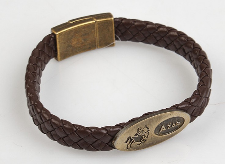 دستبند چرمی ماه تولد