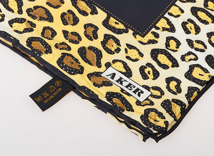 روسری ساتن ابریشم AKER