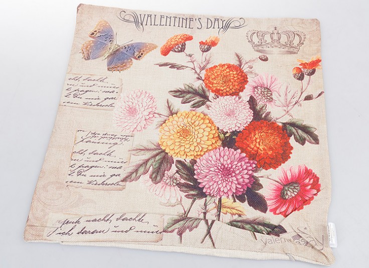 کاور کوسن طرحدار LC Waikiki