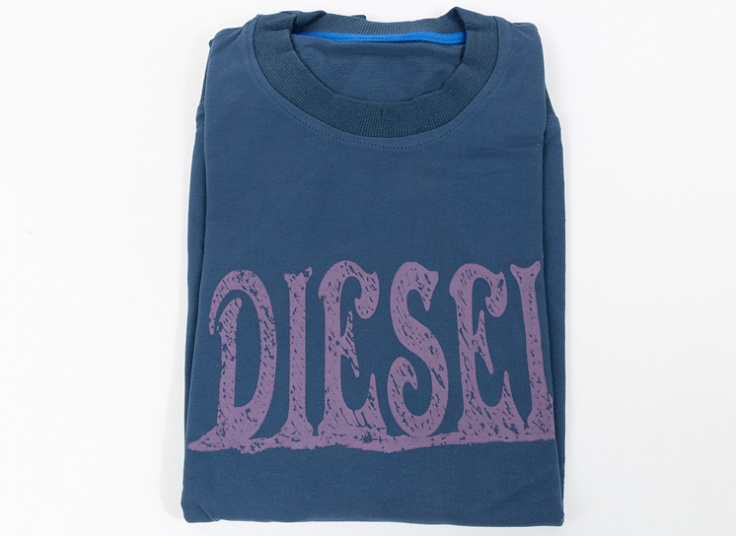 بلوز طرح Smiley & Diesel