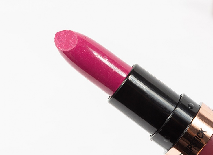 رژ لب گلیتری Huda Beauty