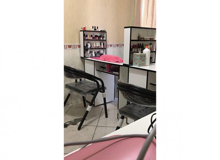 خدمات ناخن در مرکز تخصصی ناخن شیک و پیک