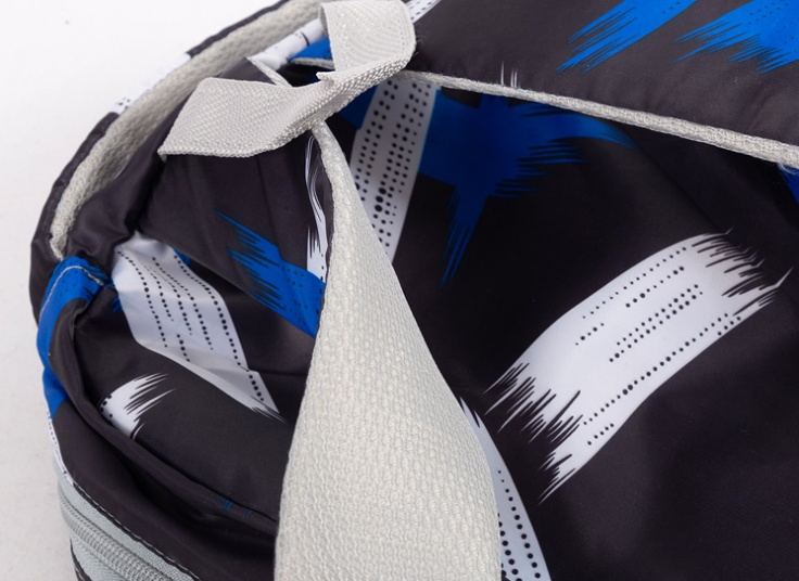 کوله پشتی طرح کارتونی