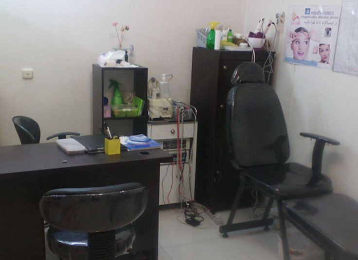 لیفت گچی پوست صورت در کلینیک آفتاب تابان