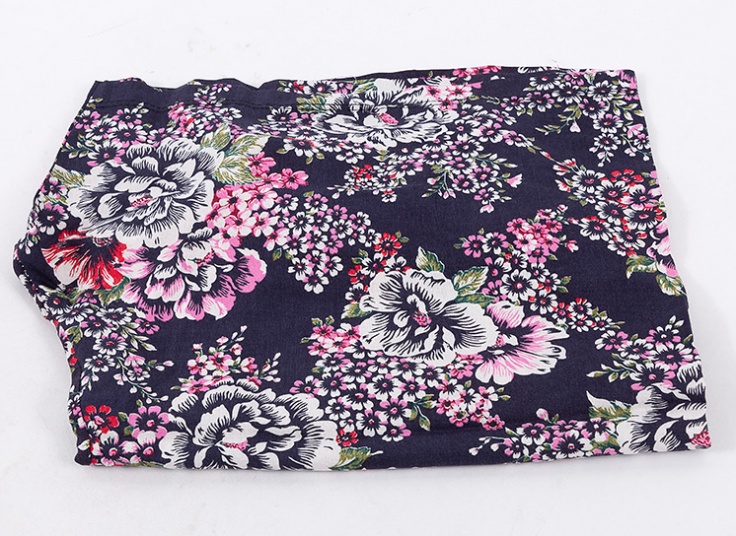 شلوارک طرحدار زنانه