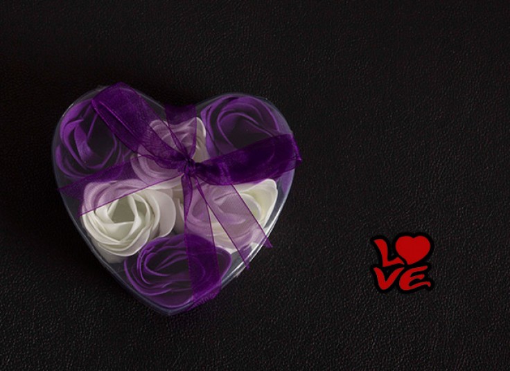 گل صابونی عطر Love