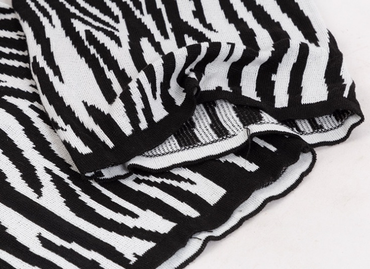 شلوار بافت طرحدار زنانه