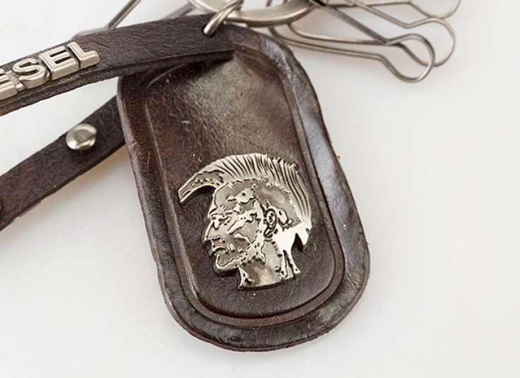 آویز و جا کلیدی طرح Diesel