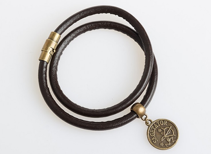 دستبند چرمی ماه تولد