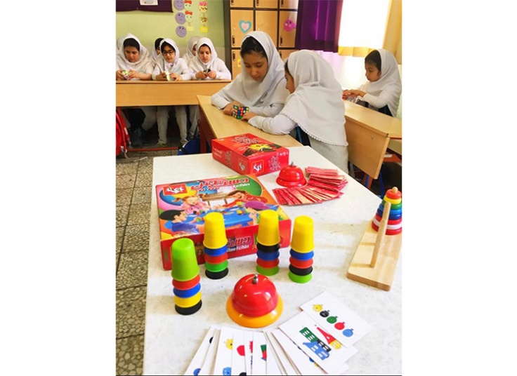 کلاس آموزش روبیک و انواع بازی های فکری