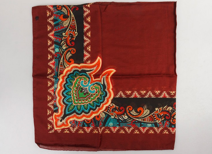 روسری قواره دار Glosbe