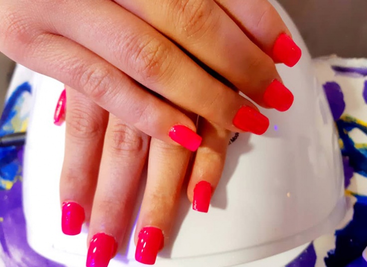 خدمات ناخن رویا