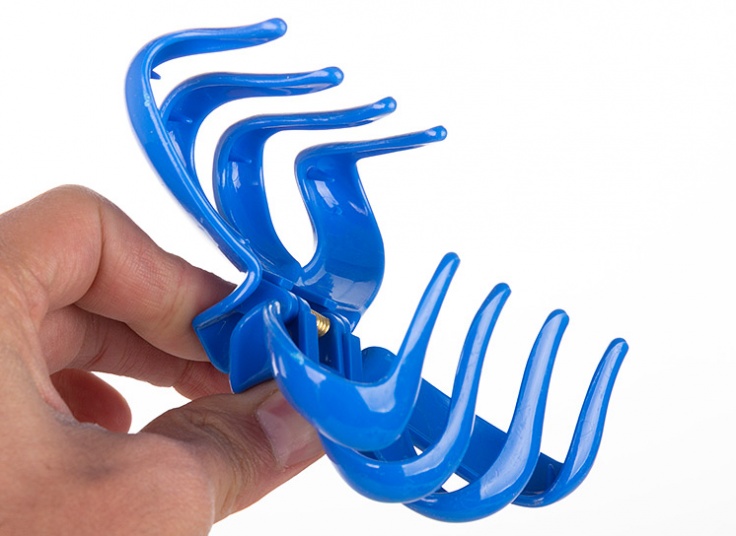 کلیپس مو چنگکی