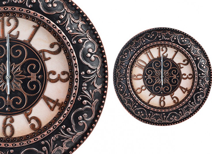 ساعت دیواری طرح سلطنتی