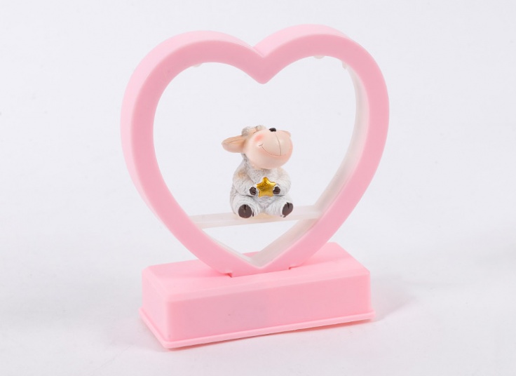 چراغ خواب عروسکی