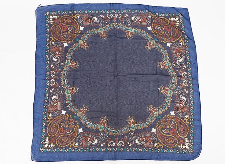 روسری سنتی زنانه