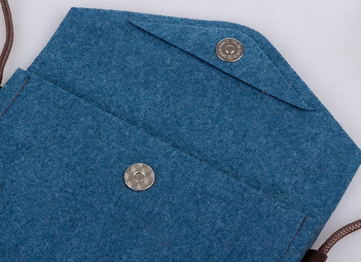 کیف کج نمدی