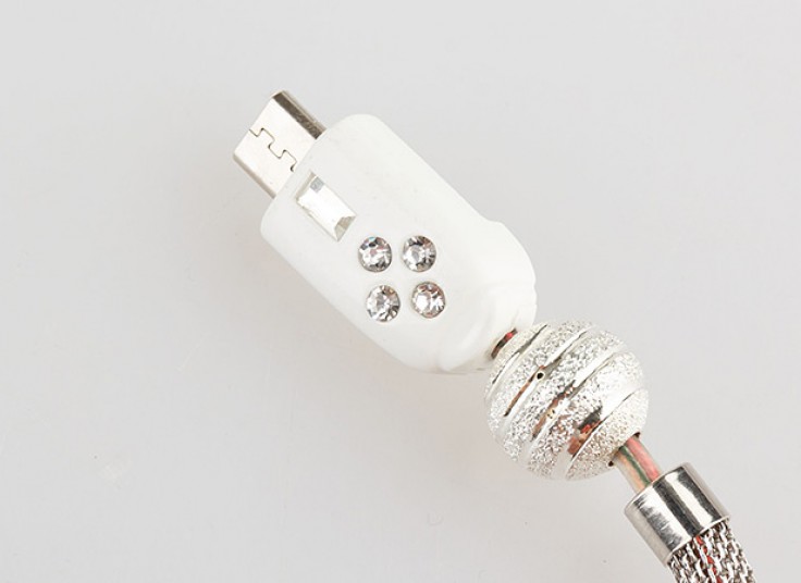 کابل شارژ و سینک دستبندی