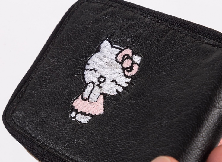 جاکارتی چرم گلدوزی‌ شده