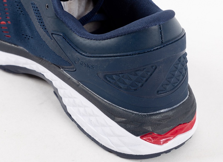 کتانی مردانه asics مدل 5890