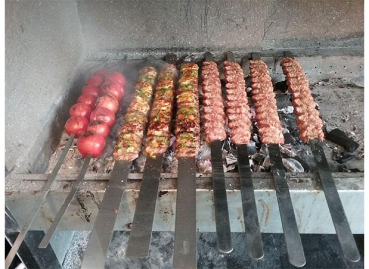 رستوران چنگال پلاس