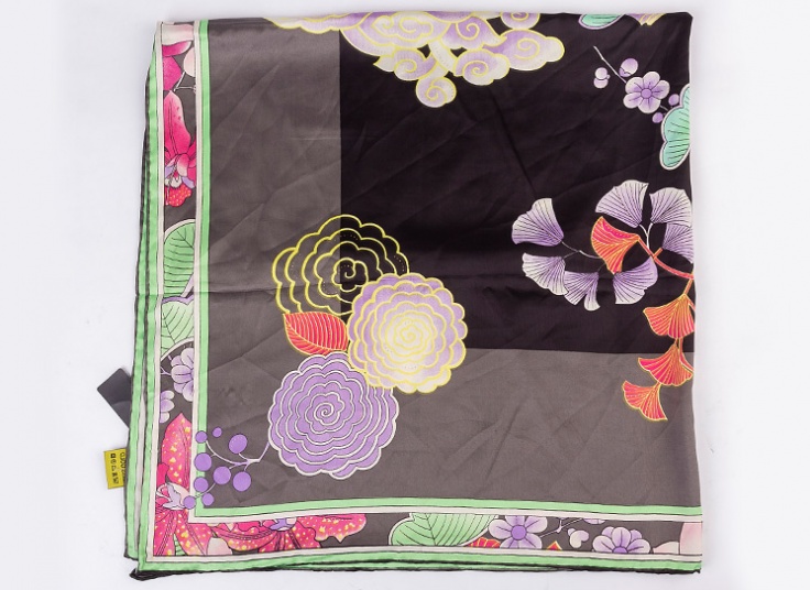 انواع روسری طرحدار زنانه