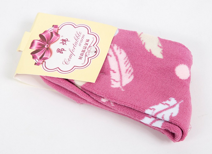 جوراب زمستانی زنانه