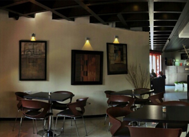 رستوران ایتالیایی پل