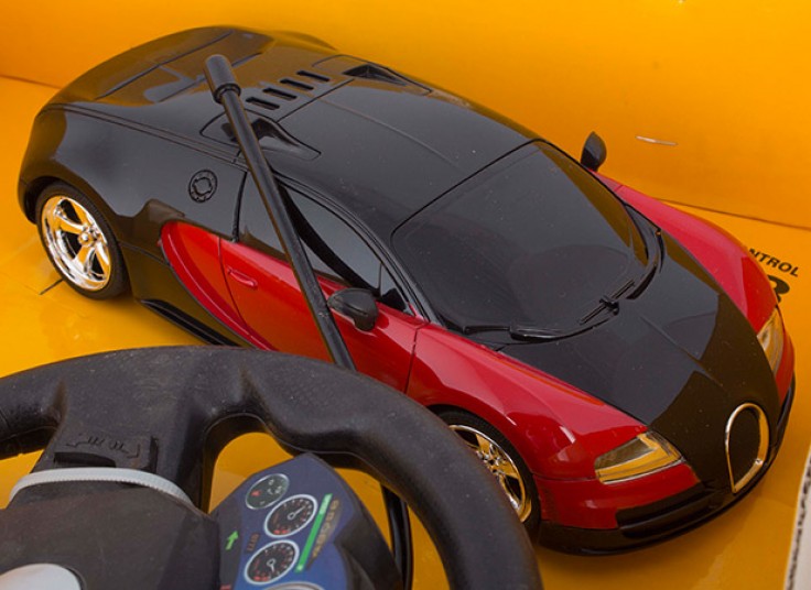 ماشین کنترلی حرکتی ModelCar