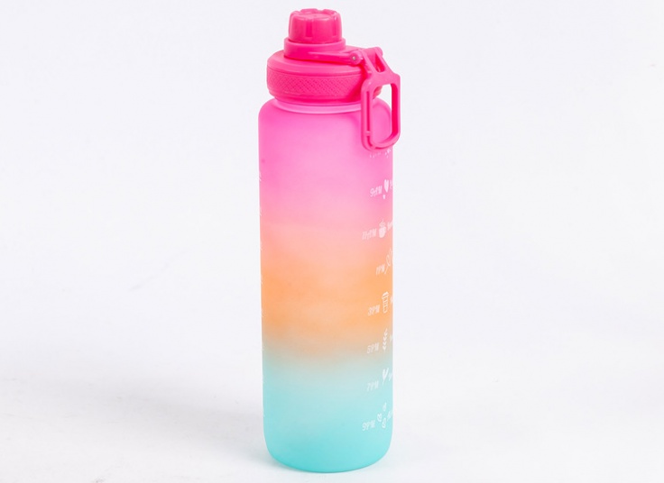 قمقمه ورزشی سه رنگ