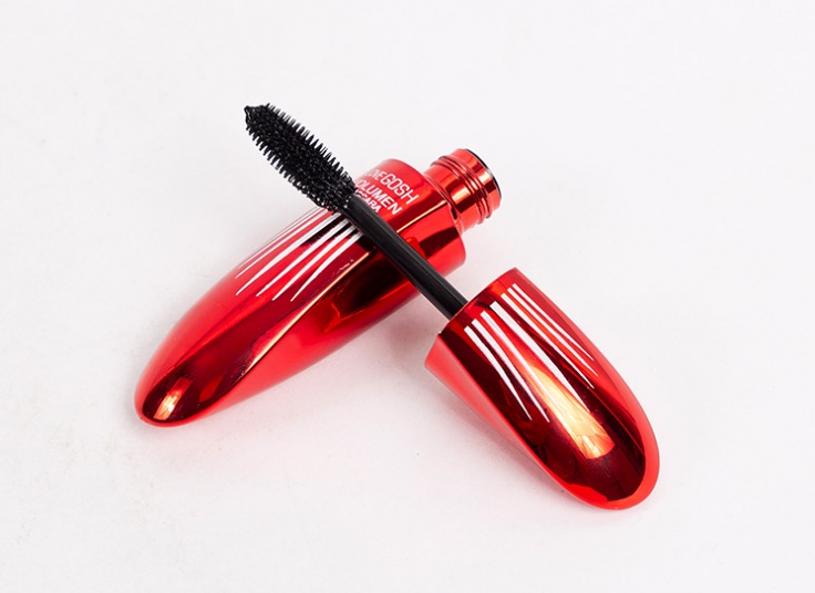 ریمل حجم دهنده طرح GOSH