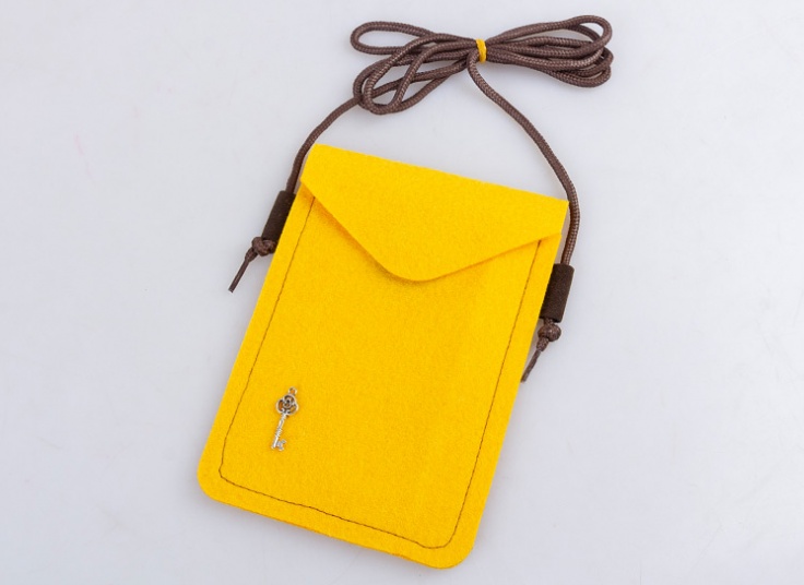 کیف کج نمدی