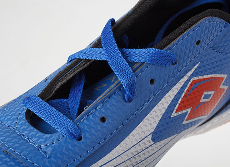 کفش فوتبالی CR7