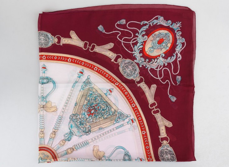 روسری حریر Fendi